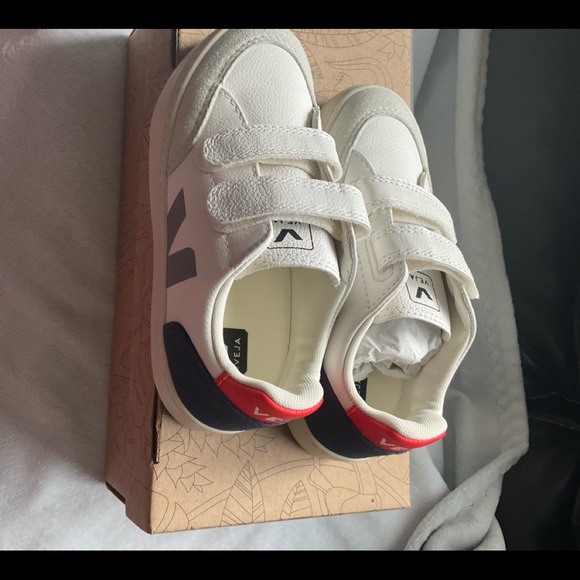 Veja shoes toddlers - Picture 3 of 8